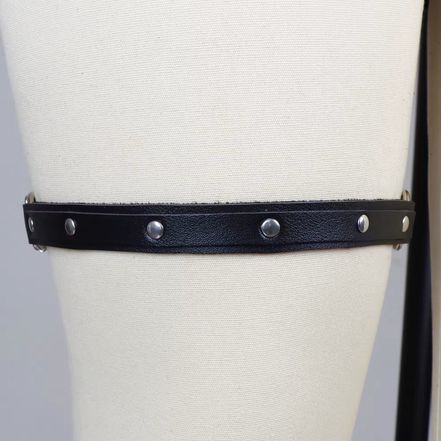 Black Gothic Dagger Faux Leather Leg Garter