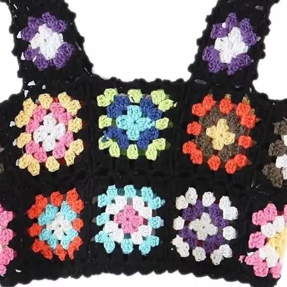 Black Floral Crochet Crop Top