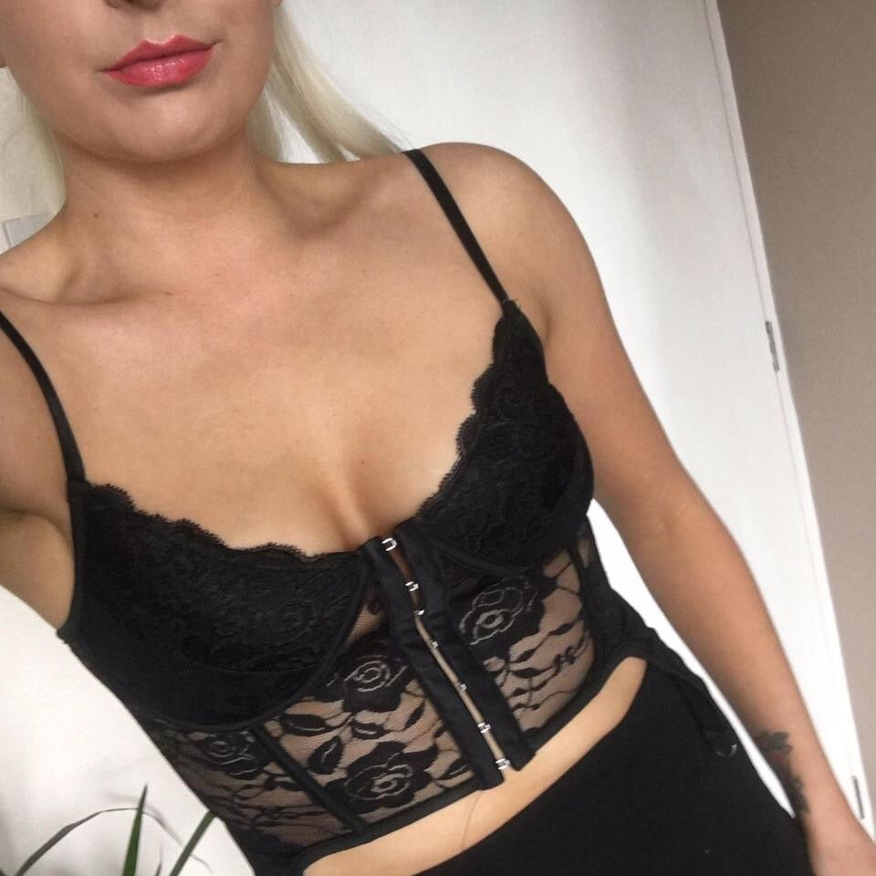 Black Floral Lace Corset Crop Top